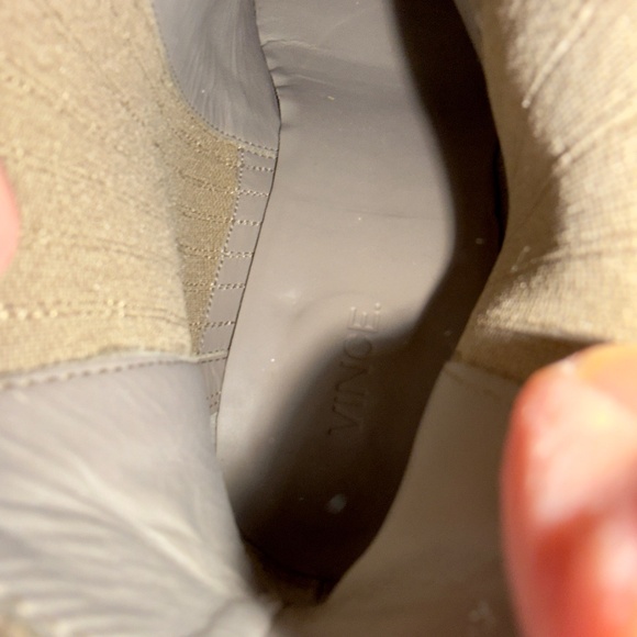Vince Haider Suede Ankle Boots Taupe/Tan 8.5 NWOT - Picture 11 of 12